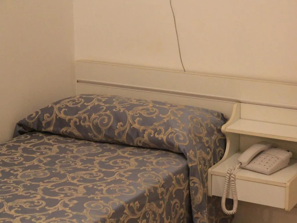 Hotel Morena Riccione Centrale 2*,